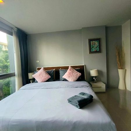 The Urban City Center By Fantasea Beach Pattaya Buitenkant foto